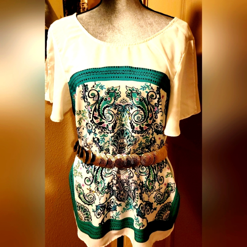 Ladies Paisley Design Top